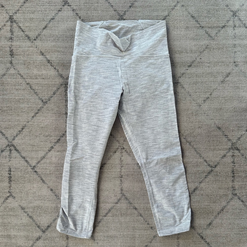 Lululemon crop pants train times leggings wee are from spqce space dye size 8